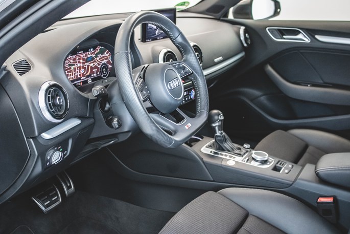 Audi A3 1,4 e-tron S-line Sportback S-tr.