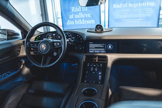 Porsche Taycan 4S