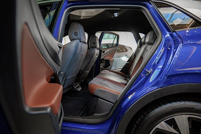 VW ID.4 1ST Pro Performance