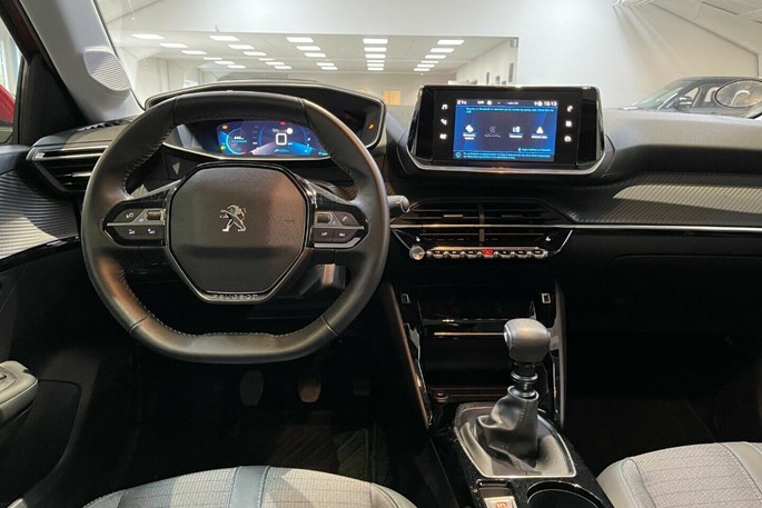 Peugeot 208 PT 100 Allure