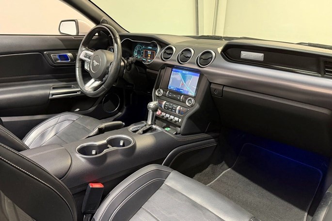 Ford Mustang V8 GT Convertible aut.