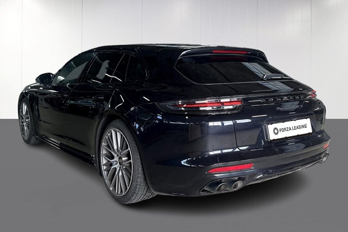 Porsche Panamera GTS Sport Turismo PDK