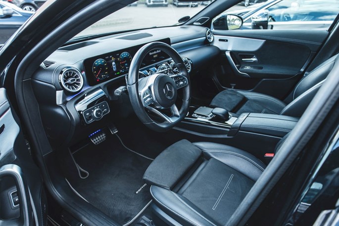 Mercedes A250 e AMG Line aut.