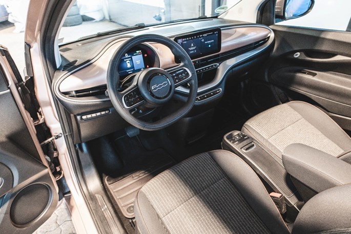 Fiat 500e Icon Cabrio