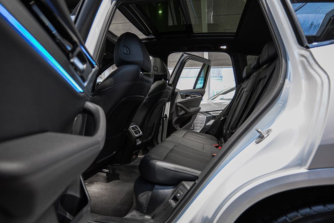 BMW iX3 Charged M-Sport