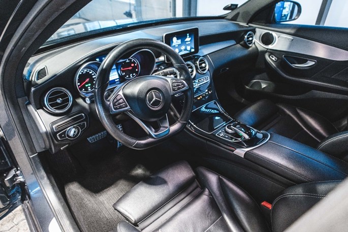 Mercedes C250 d AMG Line stc. aut.