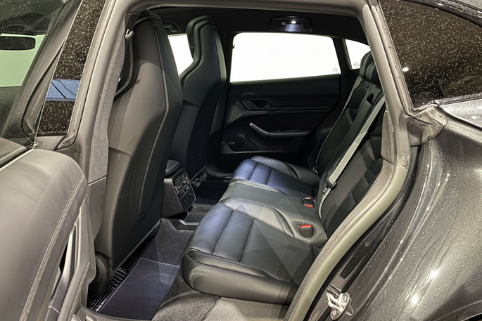 Porsche Taycan 4S Performance+ Cross Turismo
