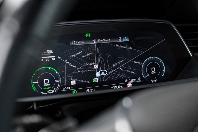 Audi E-tron Advanced quattro