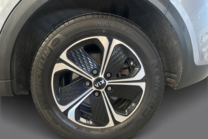 Kia XCeed PHEV Upgrade DCT