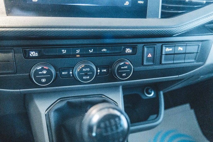 VW Caravelle TDi 110 Trendline kort
