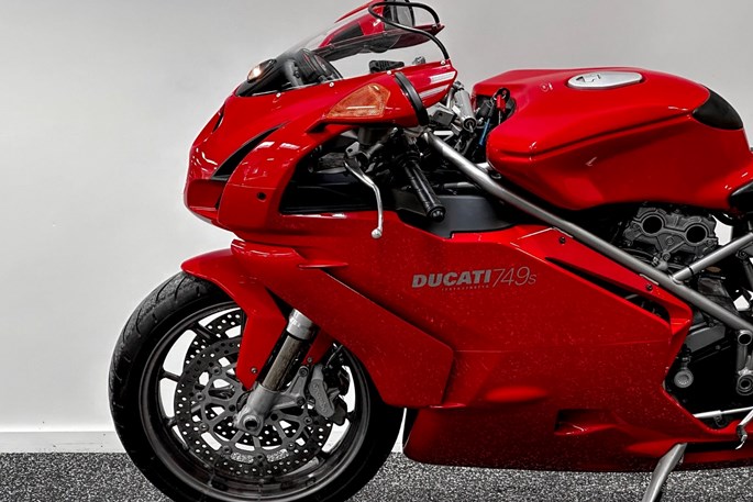 Ducati Hyper Sport 749 S