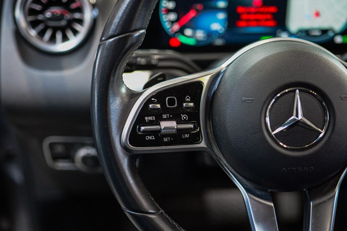 Mercedes EQB300 4-Matic Progressive