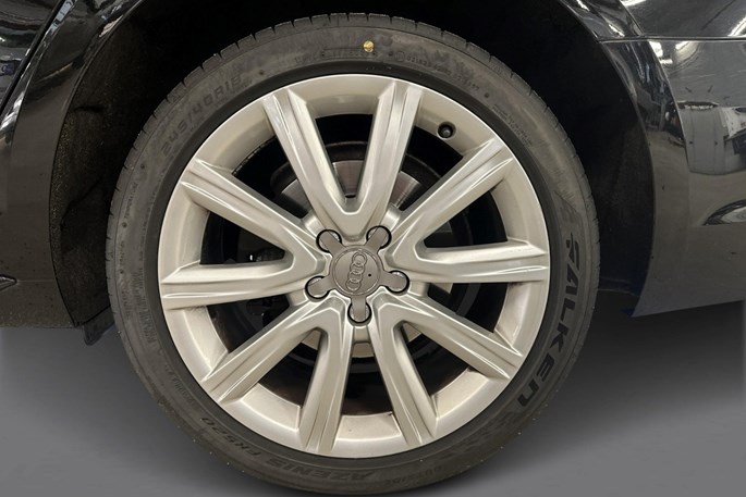 Audi A4 TDi S-line Avant S-tr.