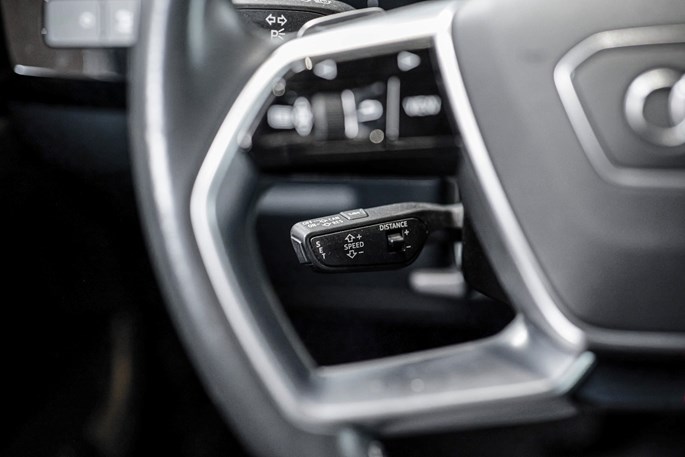 Audi E-tron Advanced quattro