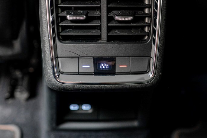 Skoda Enyaq iV Selection Suite