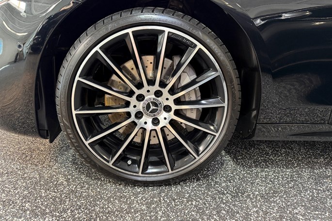 Mercedes E400 d AMG Line stc. aut. 4Matic