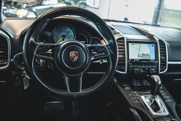 Porsche Cayenne S E-Hybrid Tiptr.