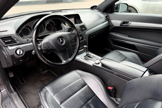 Mercedes E350 CGi Coupé aut. BE