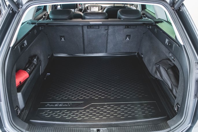 VW Passat GTE Highline Variant DSG 5d