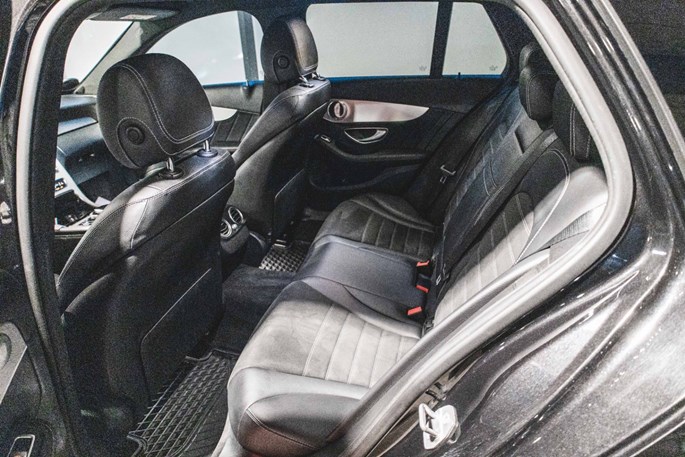 Mercedes C220 d AMG Line stc. aut.