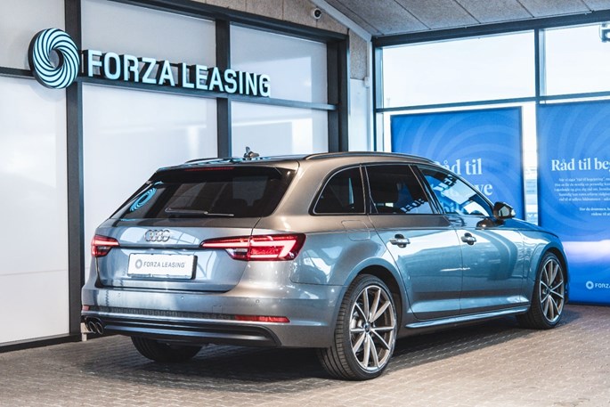 Audi A4 TDi 190 S-line Avant S-tr.