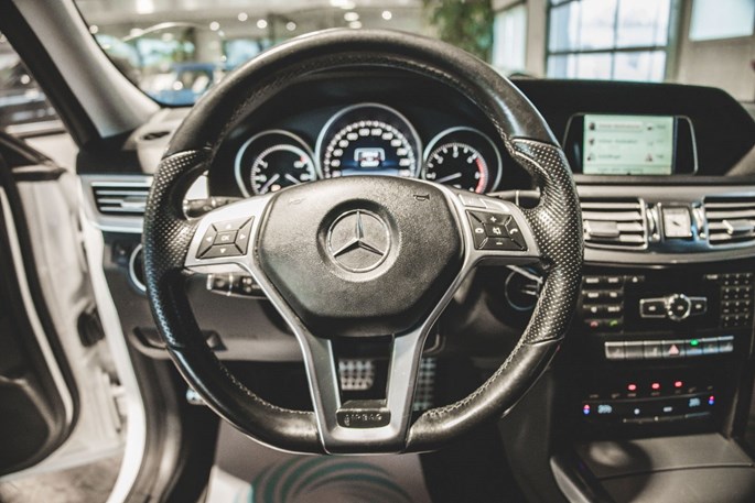 Mercedes E350 BlueTEC AMG Line stc. aut. 4Matic