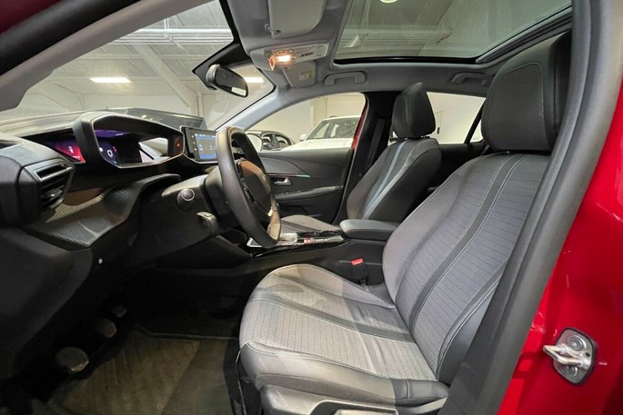 Peugeot 208 PT 100 Allure