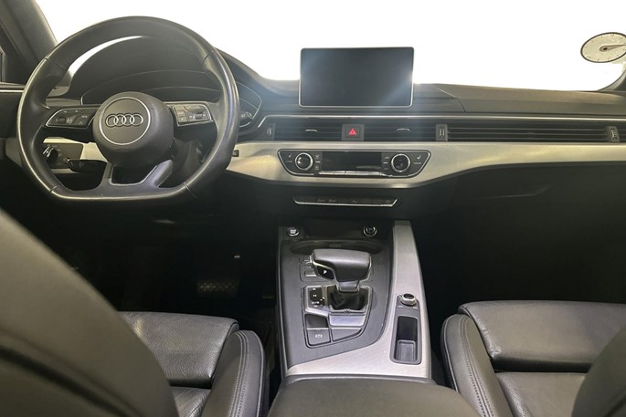 Audi A4 TDi S-line Avant S-tr.