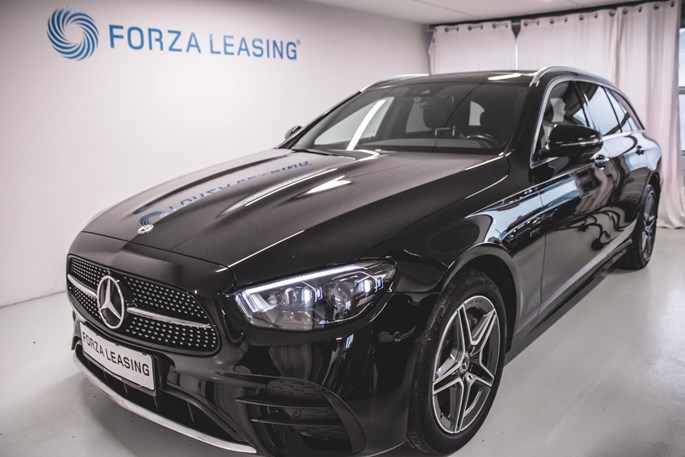 Mercedes E300 de AMG Line stc. aut.