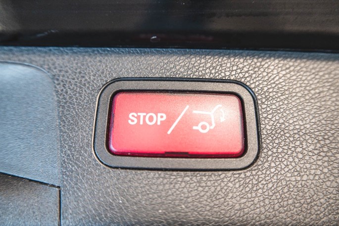 Mercedes E300 de stc. aut.