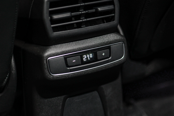 Audi Q4 e-tron S-line