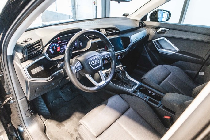 Audi Q3 TFSi S-line quattro S-tr.