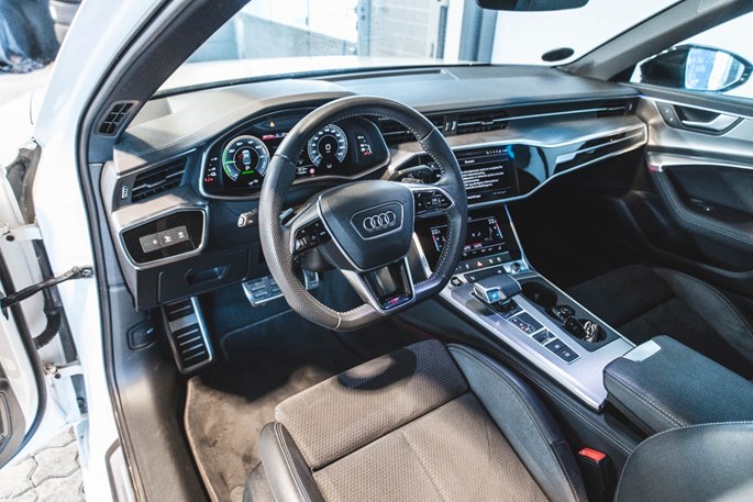 Audi A6 TFSi e S-line quattro S-tr.