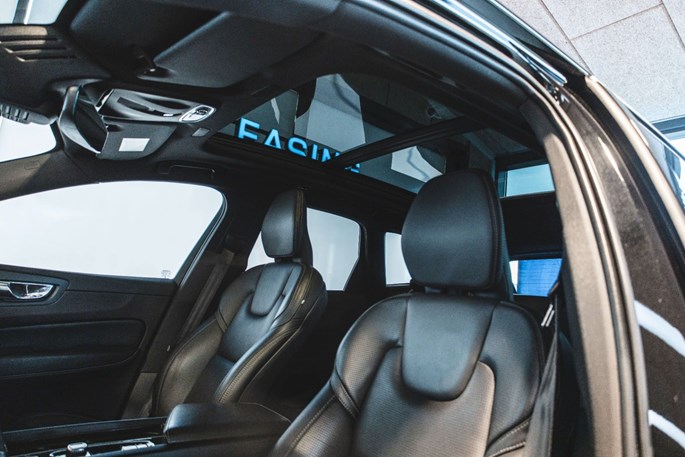 Volvo XC60 T8 407 R-Design aut. AWD