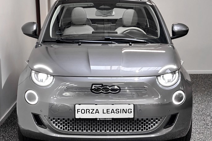 Fiat 500e la Prima Cabrio