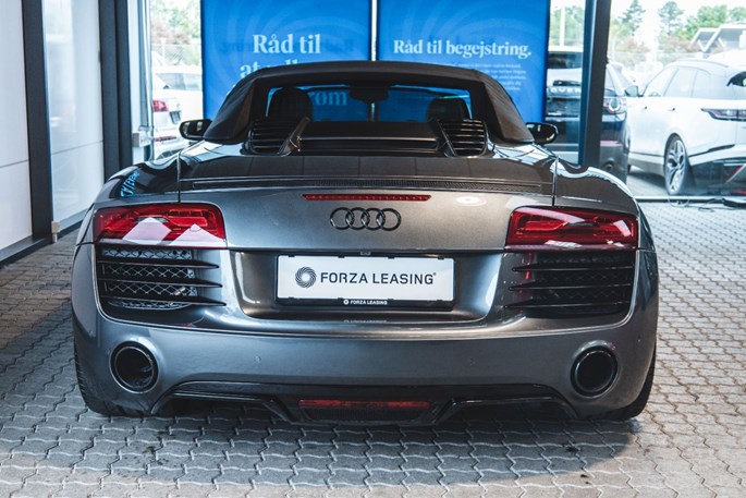 Audi R8 FSi Spyder quattro